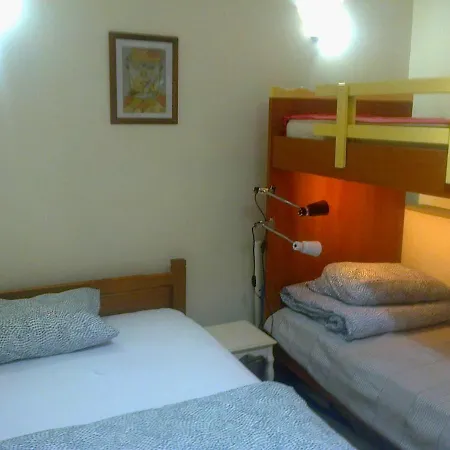 Apartament Leon Do 6 Os. Μάλεμε