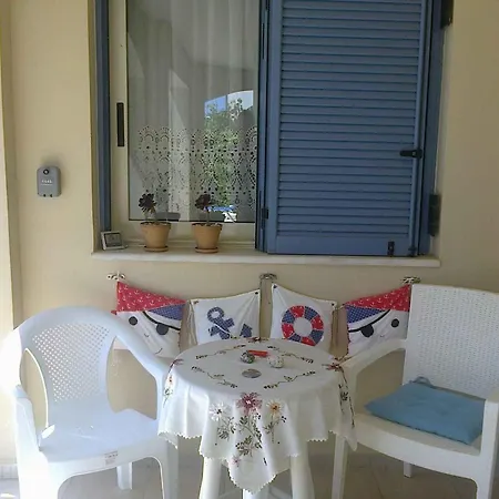 Apartament Leon Do 6 Os. Διαμέρισμα Μάλεμε